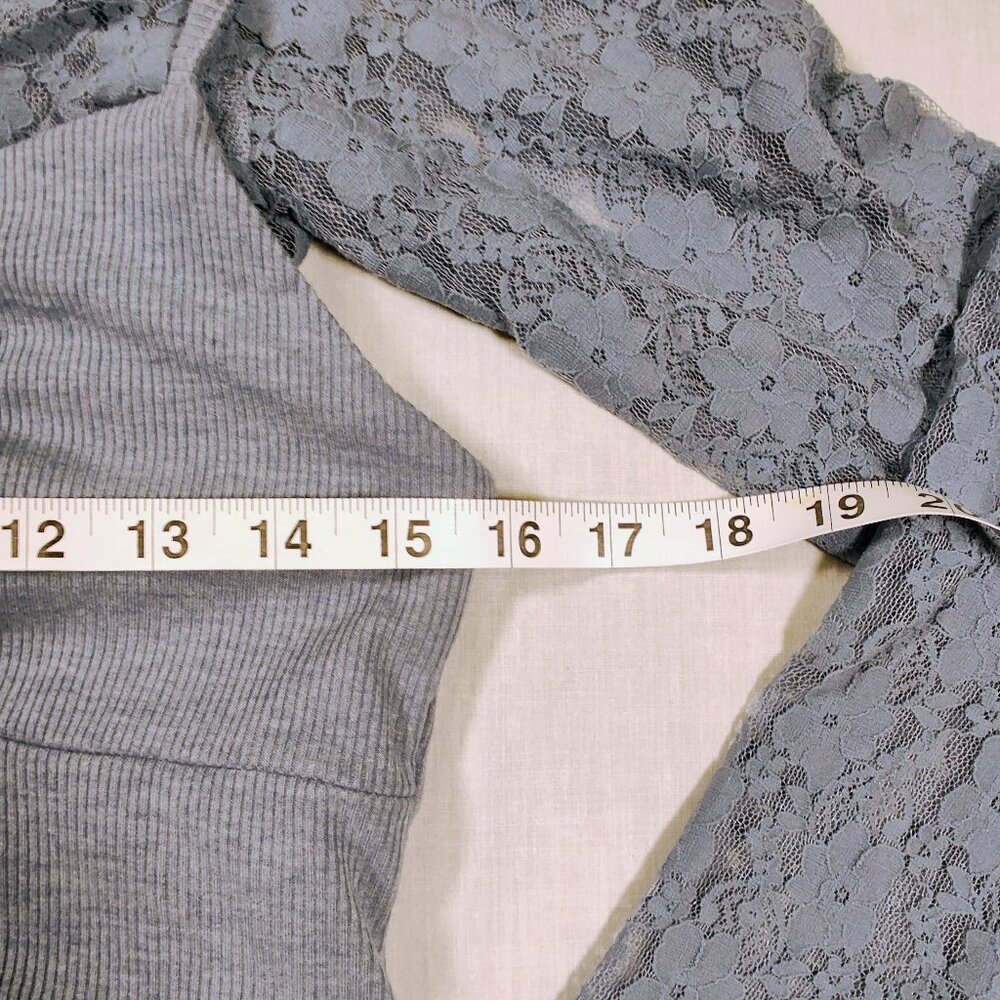 Rewind Women's Medium Long Sleeve Lace Blouse NWOT - Picture 5 of 8